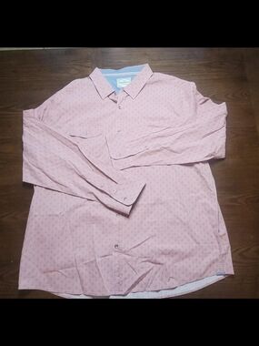 Dry Goods Men's Light Pink Patterned Casual Button-Down Shirt